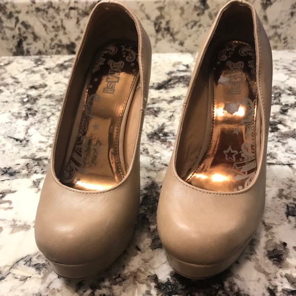 BRASH - Picture 3 of 5